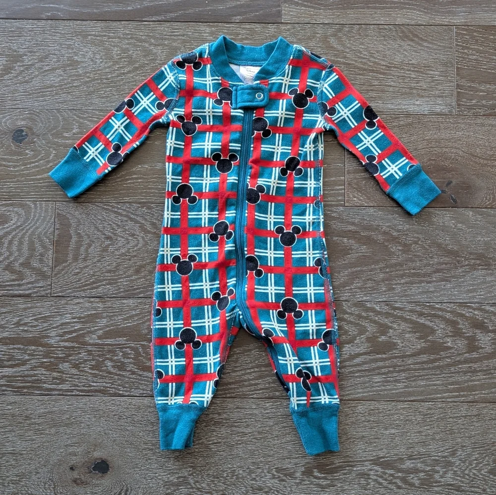 Hanna Andersson Disney Holiday Plaid Baby Zip Sleeper In Mickey Holiday Plaid